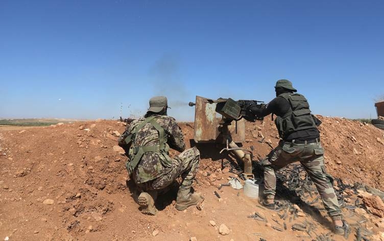 HRW: Dibe ku Artêşa Niştimanî ya Sûriyeyê tawana şer kiribe