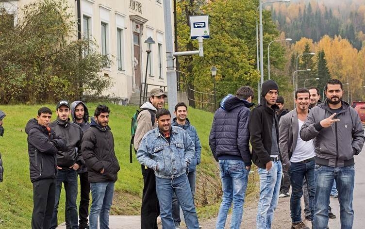 Swêd dê mafê penaberiyê ji welatiyên Sûriyeyê bistîne