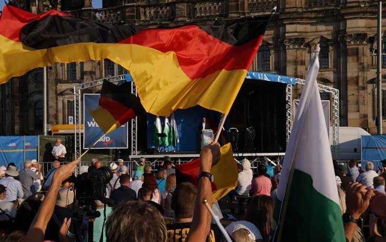 11 Kurd ji bo Parlamentoya Almanyayê bûn namzed