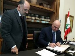 لبنان يتغير... وحكومة الإصلاح والشرعيات تنطلق