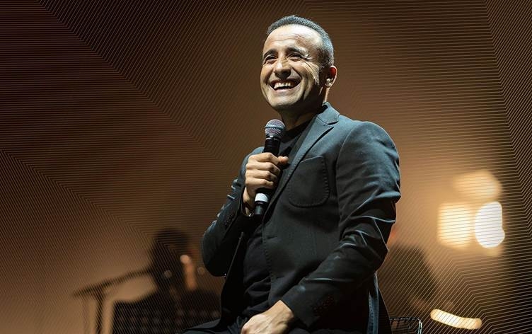 Mem Ararat: Dostno divê em Kurdî hilbijêrin