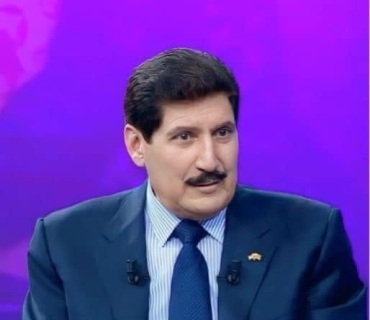 السلطة و التسلّط بالصدفة و بالتعمُّد