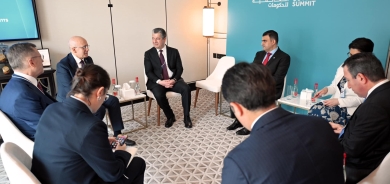 Mesrûr Barzanî û Mehmet Şîmşek hinardekirin petrola Kurdistanê guftûgo dikin