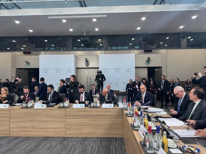 باريس.. فؤاد حسين يدعو الشعب السوري إلى الاستفادة من التجربة السياسية العراقية