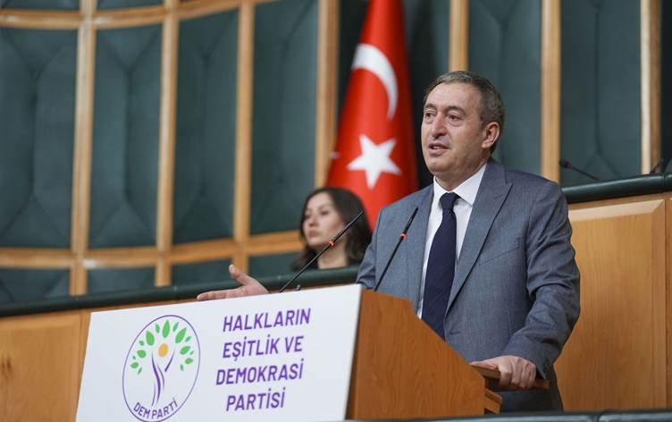 Tuncer Bakirhan: AKP li dijî hewlên diyalogê sabotajê dike