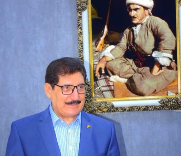 بين الحكم و المجتمع