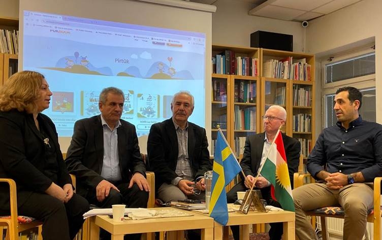 Li Stockholmê panelek li ser zarok û zimanê Kurdî hat lidarxistin