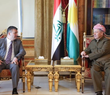 سەرۆك بارزانی پێشوازی لە شاندێكی هاوبەشی هەردوو ژووری بازرگانیی كلدانی، ئەمەریكی و ئاشووری، ئەمەریكی دەكات