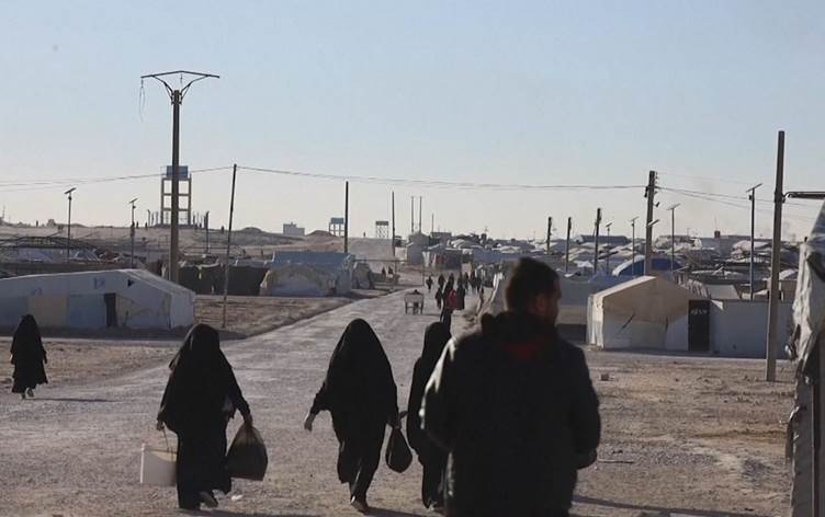 Rêveberiya Xweser bangî dewletan kir: Welatiyên xwe yên li kampan vegerînin