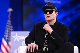 البيت الأبيض: ماسك سيحضر غداً أول اجتماع لحكومة ترمب