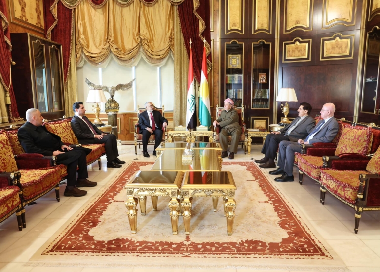 لە سەلاحەددین سەرۆک مەسعود بارزانی پێشوازی لە بەڕێز مەحمود مەشهەدانی سەرۆکی ئەنجوومەنی نوێنەرانی عێراق کرد.