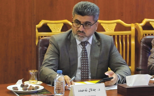 د.جەلال ئەحمەد ئەندامی بازنەی گفتوگۆ:     وەزارەتی پەروەردە پێش پێگەیاندنی قوتابی، پێویستە مامۆستا پێ بگەیەنێ   