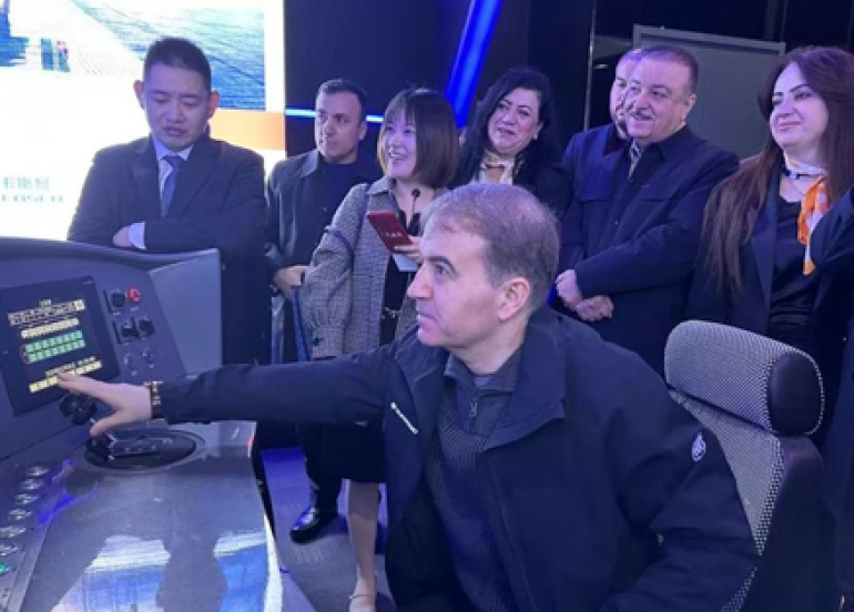 شاندی پارتی له‌ وڵاتی چین، سەردانی كەرتەكانی تەكنەلۆژیای سەردەم، ناوەندی خزمەتگوزارییەكانی حزبی و ناوەندی بەدیجیتاڵكردنی خزمەتگوزارییەكانی حكومی كرد