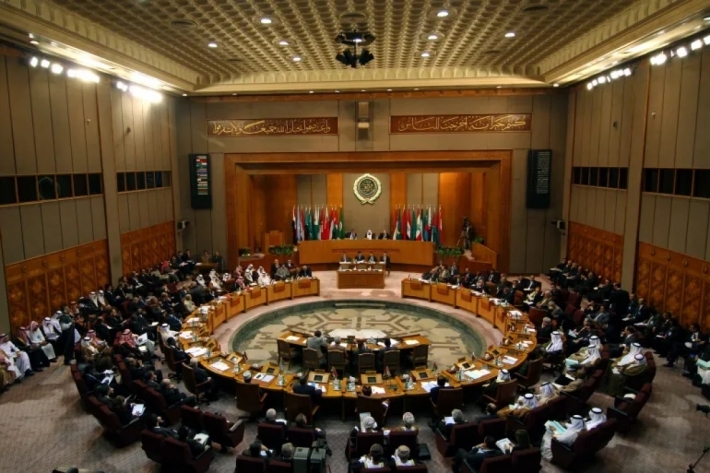 Ji tirsa revandina mêvanan, daxwaz tê kirin kungireya lûtkeya welatên Erebî li Bexdayê neyê kirin û ji bo Hewlêrê bê veguhestin