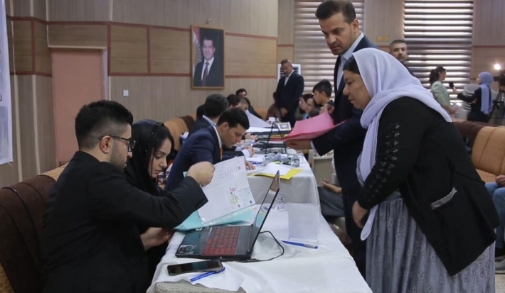 بدء توزيع وجبة جديدة من المنحة المالية على الناجين والناجيات الإيزيديين اليوم