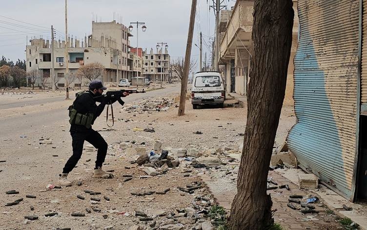 Li Sûriyeyê di şer û pevçûnan de zêdetirî hezar kesî hatine kuştin