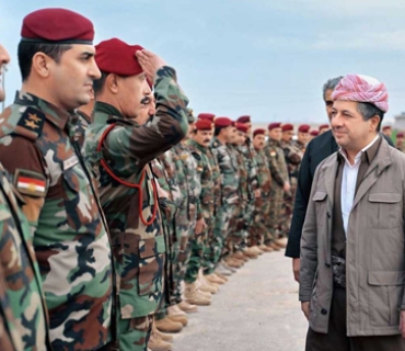 سەرۆکی حکوومەتی هەرێمی کوردستان لە سنووری میحوەری پێنجی ڕۆژئاوای کەرکووک لەگەڵ ژمارەیەک لە پێشمەرگە و جووتیارانی ناوچەکە بەربانگ دەکاتەوە.