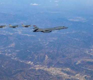 ژمارەیەک  فڕۆکەیەکی ڕووسیا دەچنە ناوچەی بەرگری کۆریای باشوور