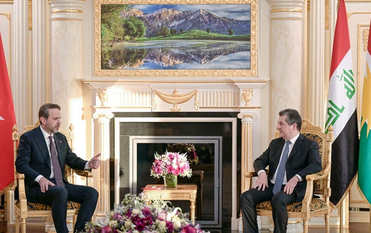 سەرۆکی حکومەتی هەرێمی کوردستان و وەزیری وزەی تورکیا تاوتوێی هەناردەکردنەوەی نەوت دەکەن