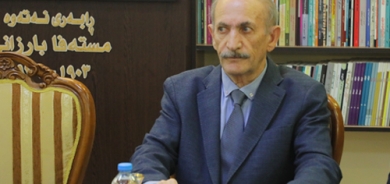 دكتۆر ئیسماعیل حەساف   سكرتێری پارتی پێشەنگی كوردستان – سووریا بۆ گوڵان:     سەرۆك بارزانی ڕۆڵی گەورە و سەرەكیی لە یەكگرتنی لایەن و حزبەكانی ڕۆژئاوای كوردستان هەیە