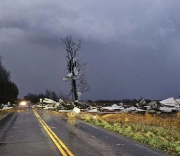 گەردەلوول لە ئەمریکا دەیان کەس دەکوژێت