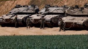 الجيش الإسرائيلي يتوغل في شمال وجنوب قطاع غزة