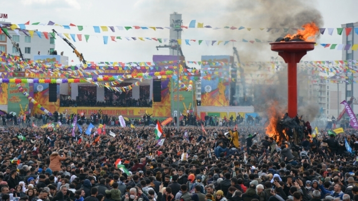 يُنتظر مشاركة اكثر من مليون شخص في الاحتفال.. إيقاد شعلة نوروز في آمد 