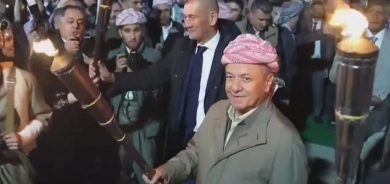 Serok Barzanî li bajarê akrê agirê Newrozê pêxist