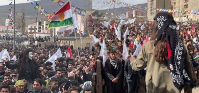 Newroz li Geverê piştî 10 salan li qada werzişê hat pîrozkirin