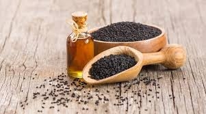 الحبّة السوداء والخلّ علاج طبيعي لحَبّ الشباب