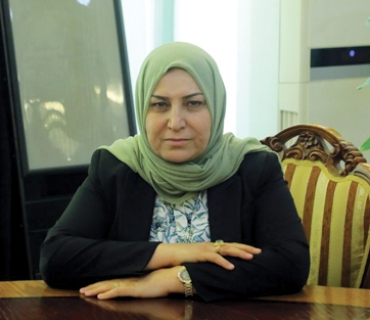 پ.د.نەزاكەت حسێن ئەندامی بازنەی گفتوگۆ:     كارەبای حكوومی بە نرخێكی زۆر كەم دراوە بە خەڵك، بۆیە هاووڵاتی ڕاهاتووە بە ڕەهایی بەكاری بهێنێت و دەستی پێوەنەگرێت