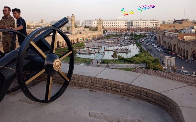 مێژووی تۆپی بەربانگ