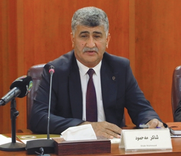 ئەندازیار شاكر مەحمود  بەڕێوەبەری گشتی كارەبای دهۆك:     پڕۆژەی ڕووناكی پڕۆژەیەكی مەزنی نیشتمانییە و لەسەر ڕاسپاردەی سەرۆكی حكومەتی هەرێمی كوردستان پلانێكی تۆكمەی بۆ داڕێژراوە