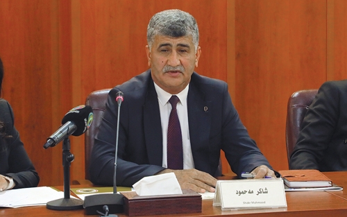 ئەندازیار شاكر مەحمود  بەڕێوەبەری گشتی كارەبای دهۆك:     پڕۆژەی ڕووناكی پڕۆژەیەكی مەزنی نیشتمانییە و لەسەر ڕاسپاردەی سەرۆكی حكومەتی هەرێمی كوردستان پلانێكی تۆكمەی بۆ داڕێژراوە