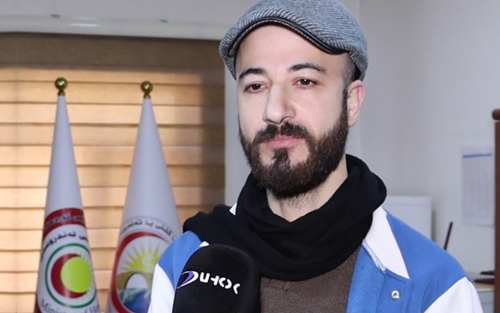 دڵشاد یونس  ئەندازیاری كارەبا لە ڕێڤەبەریا گشتیی كارەبای زاخۆ  دەبێت هەڵمەتی هۆشیاركردنەوە دەست پێبكەین  بۆ ئەوەی هاوڵاتی بزانێت چۆن مامەڵە لەگەڵ پڕۆژەی ڕووناكی دەكات