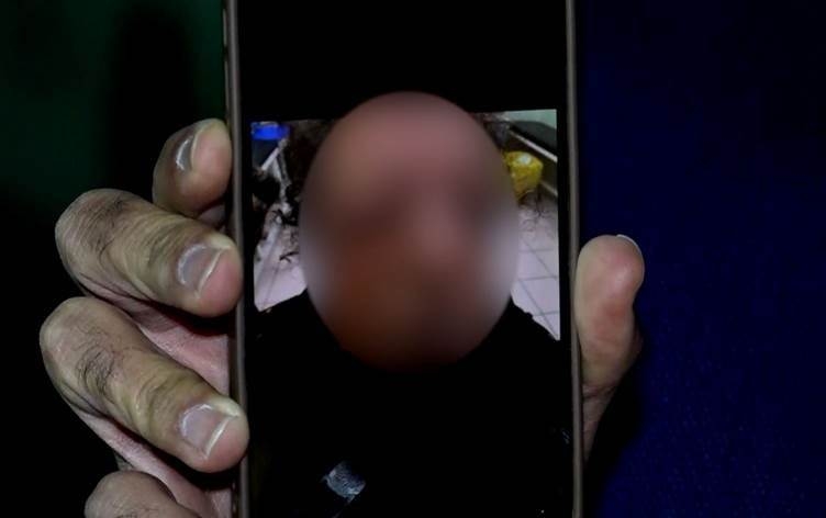 Her du çavên xwişka xwe derxistin