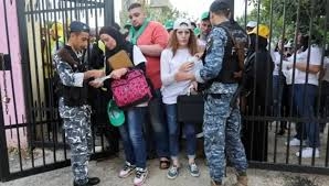 الإطاحة بالمناصفة في بيروت يقحم لبنان في أزمة سياسية