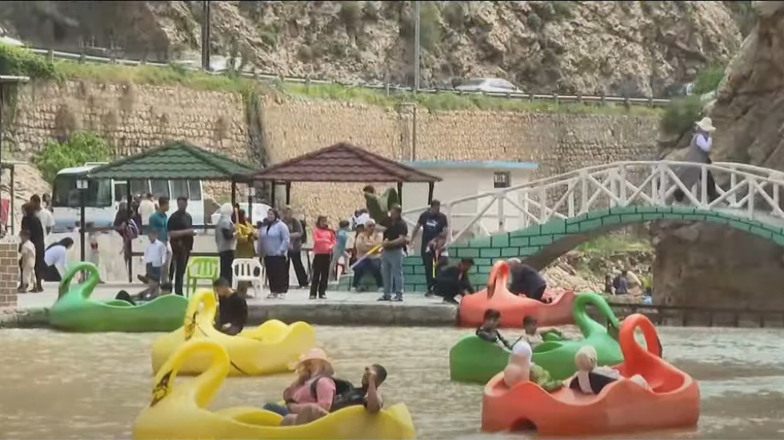 دهوك تستقبل عشرات الآلاف من السياح خلال عطلة العيد