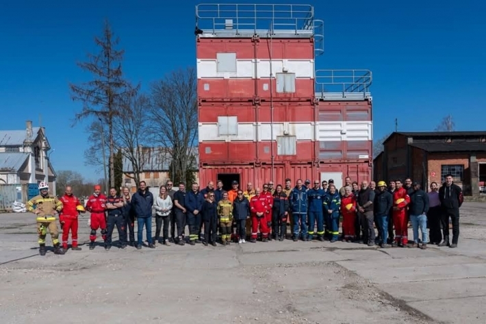فريق من الدفاع المدني من إقليم كوردستان يشارك في دورة تدريبية دولية في بولندا