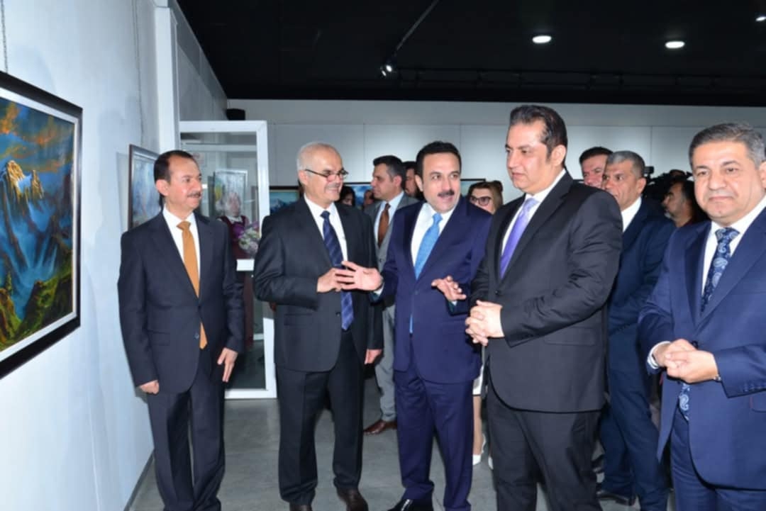 پێشانگایەکى شێوەکارى کرایەوە