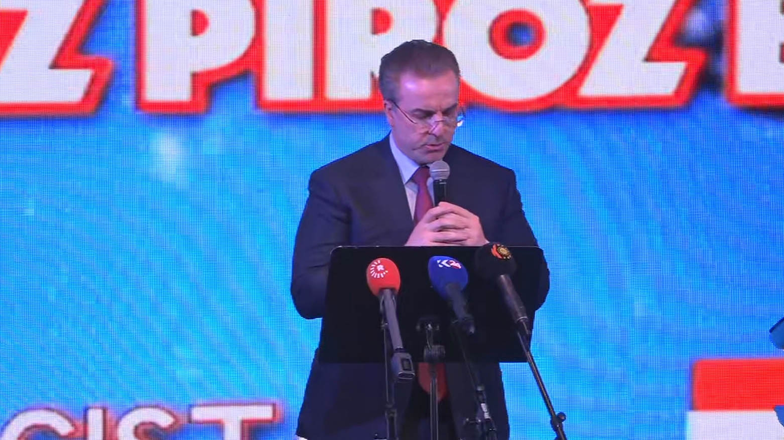 Şîfa Barzanî di Newroza Tiflîsê de: Serok Barzanî em raspardine zimanê kurdî biparêzin