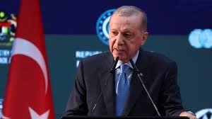 إردوغان يتهم المعارضة بمحاولة عرقلة تحقيق فساد ضد رئيس بلدية إسطنبول المسجون