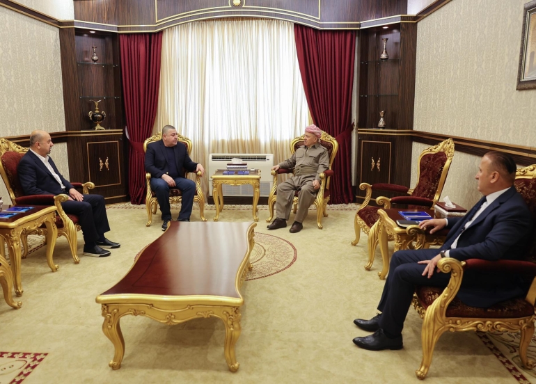 لـــە ســــەلاحــــەددیــــن سەرۆک مەسعود بارزانی پێشوازی لە بەڕێز ئاراس حەبیب سکرتێری گشتیی کۆنگرەی نیشتیمانیی عێراق کرد.