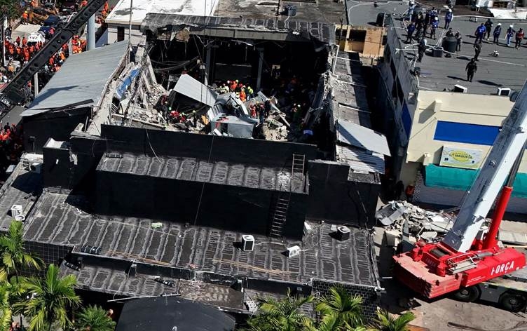 Hola şahiyê rûxiya: 79 mirî, 160 birîndar