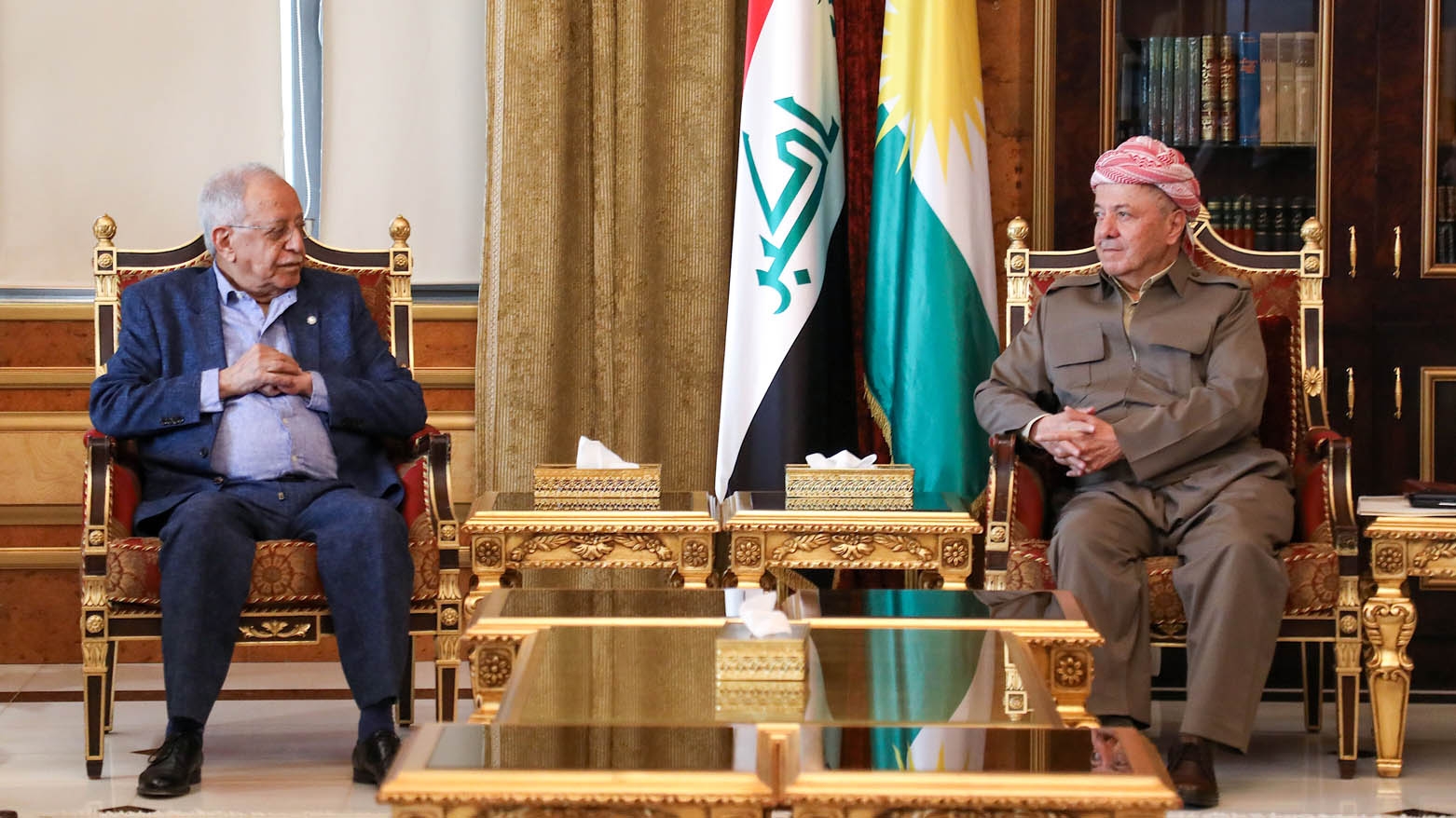 الرئيس بارزاني يستقبل عدداً من الكتّاب والمثقفين العرب