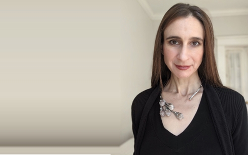 پڕۆفیسۆر سەنسیا دیان ڕۆدین  بەڕێوەبەری تاقیگەی زیرەكیی دەستكرد لە زانكۆی دیوك بۆ گوڵان:     مودێلی «خاوەن توانای لێكدانەوە»ی زیرەكیی دەستكرد توانای ئەوەی هەیە وێنەی باڵندەیەك بگرێت و بیناسێتەوە