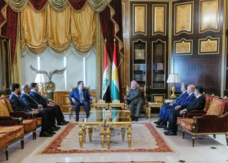 لە سەلاحەددین سەرۆك مەسعود بارزانی پێشوازی لە بەڕێز محەمەد شیاع سودانی سەرۆكی ئەنجوومەنی وەزیرانی عێراقی فیدڕاڵ كرد.