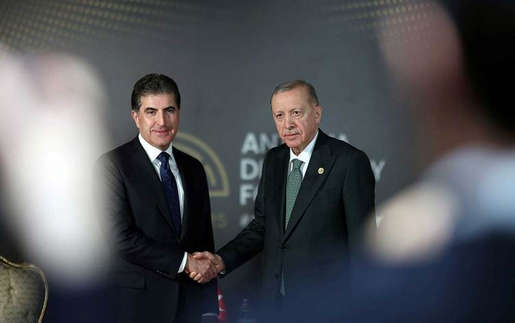 Serokkomariya Tirkiyeyê naveroka civîna Erdogan û Nêçîrvan Barzanî eşkere kir