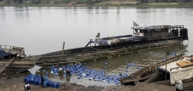 Keştiyek li çemê Kongoyê bin av bû: 50 kes mirin