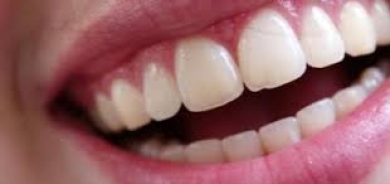 7 طرق لتحسين صحة اللثة